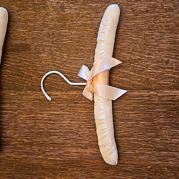 Infant Satin Padded Hangers with Bows, 5 Total - Picture 3 of 8